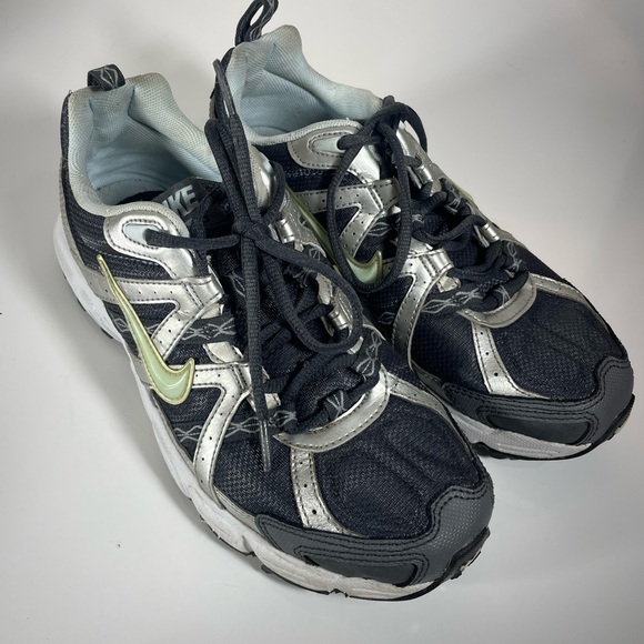 Nike Air Alvord 7 Womens Trail Running Shoes Gray Black 354133-041 Sz 9 - Picture 1 of 8